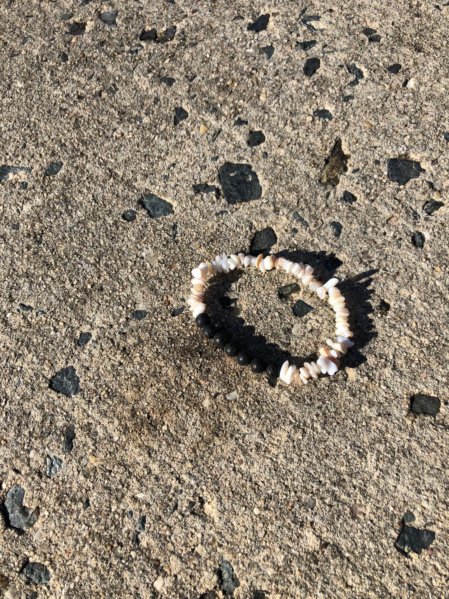 Hint of Endurance Bracelet