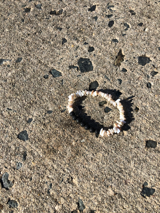 Hint of Endurance Bracelet